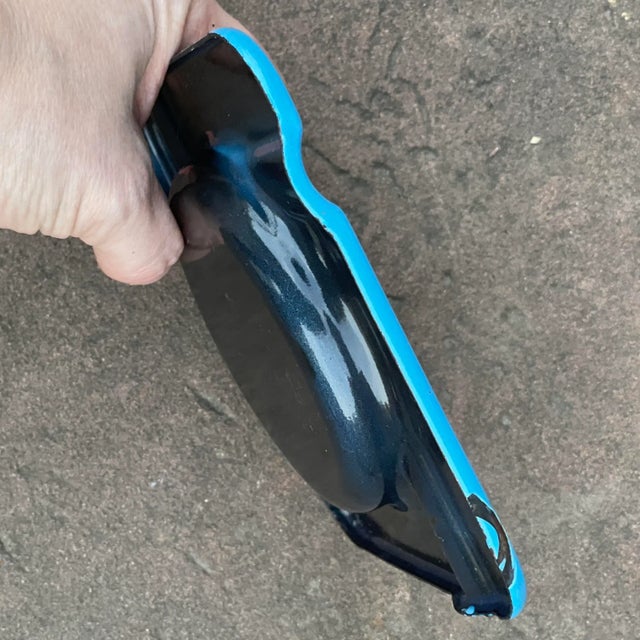 Metal Vintage Reinhardt’s, Old Chum Lager, White House Ale, Salvador Enamel Ashtray. For Sale - Image 7 of 12