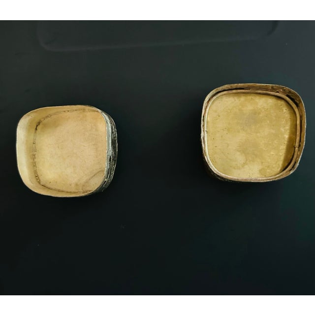 Ceramic Vintage Ming or Ching Dynasty Trinket Box Chinese Porcelain Shard For Sale - Image 7 of 10