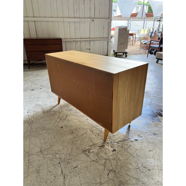 Mid-Century Modern Newly Refinished Mid Century Blonde Dresser For Sale - Image 3 of 4