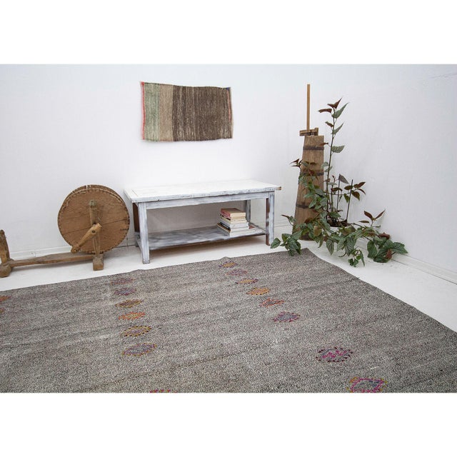 Vintage Gray Embroidered Kilim Rug For Sale In Los Angeles - Image 6 of 7