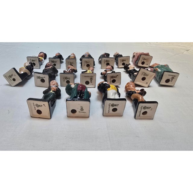 Add a touch of classic literary charm to your home with this wonderful vintage Royal Doulton figurine set inspired by the...