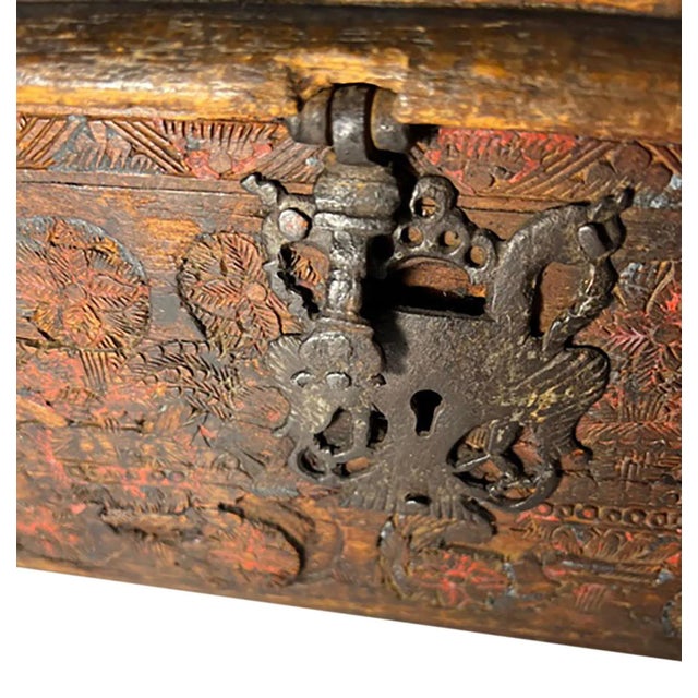 17th Century Spanish Colonial Wood Box For Sale - Image 4 of 9