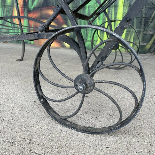 Mid 20th Century Wrought Iron Salterini Chaise Patio Lounge Chair For Sale - Image 5 of 12