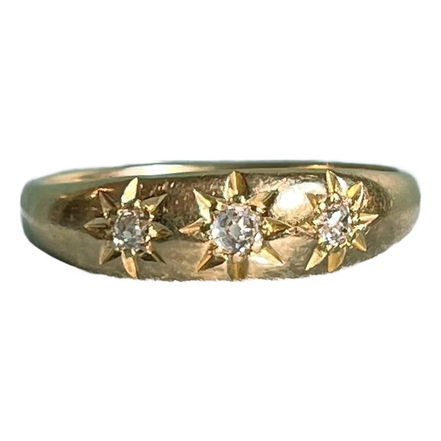 Antique Circa 1900 18k Gold Star-Set Diamond Band For Sale
