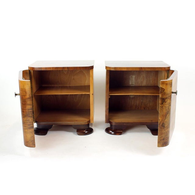 Vintage Art Deco Bedside Tables in Walnut Veneer, Czechoslovakia, 1930s, Set of 2 For Sale - Image 3 of 17