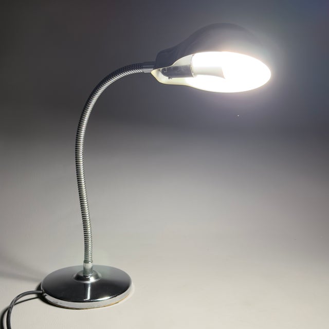 Silver Space Age Chrome Table Lamp with Articulated Arm, 1960s For Sale - Image 8 of 13