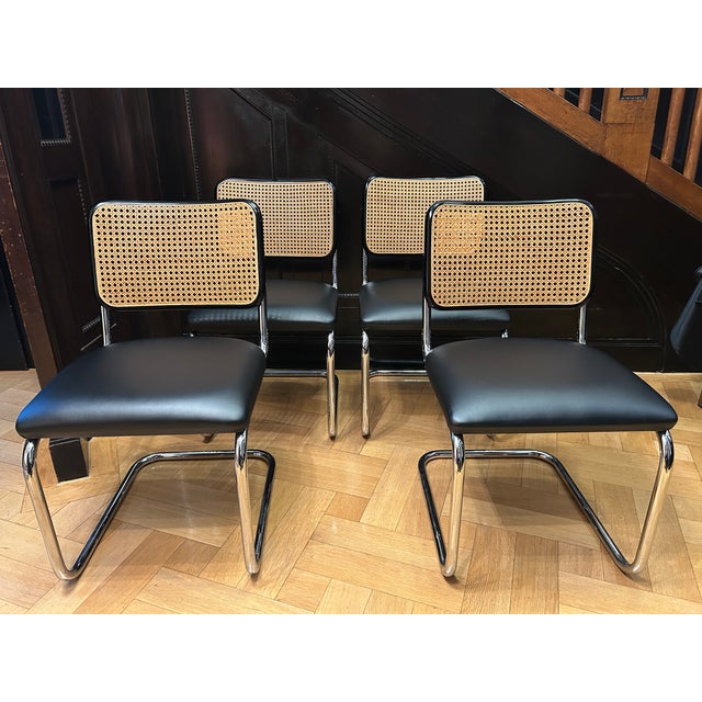 1980s Black Leather and Vienna Wickerwork S32 Cantilever Chairs by Marcel Breuer for Thonet, 1980s, Set of 6, Set of 6 For Sale - Image 5 of 15