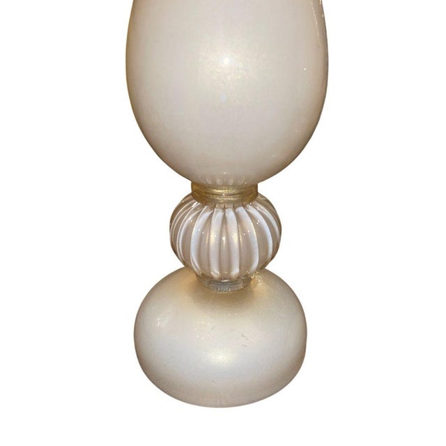 Italian Mid 20th Century Similar Pair Murano Glass Table Lamps in Cream W/ Gold Flecking For Sale - Image 3 of 7