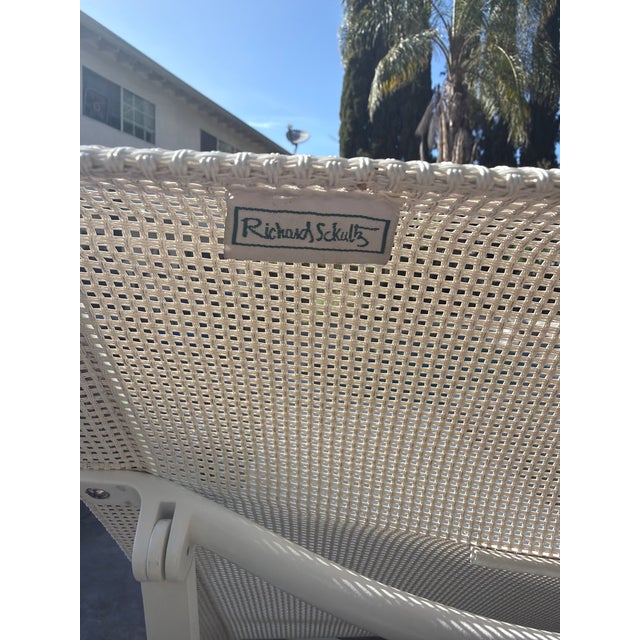 Richard Schultz Richard Schultz 1966 Knoll Chaise Lounge Chairs – Pair – Authentic Mid Century Modern For Sale - Image 4 of 4