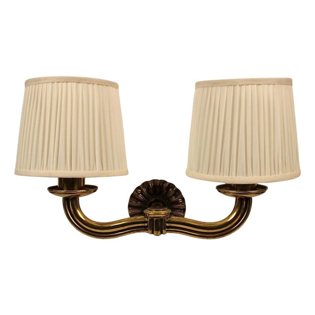 Modernistic Brass Wall Light attributed to Hugo Gorge, Austria, 1930s For Sale