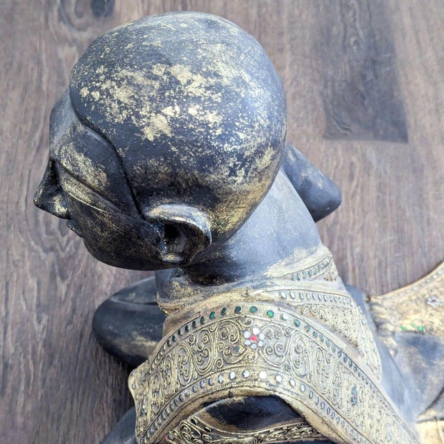 Black Pair of Thai Carved Teak Gilt Buddhist Monk Figures For Sale - Image 8 of 8