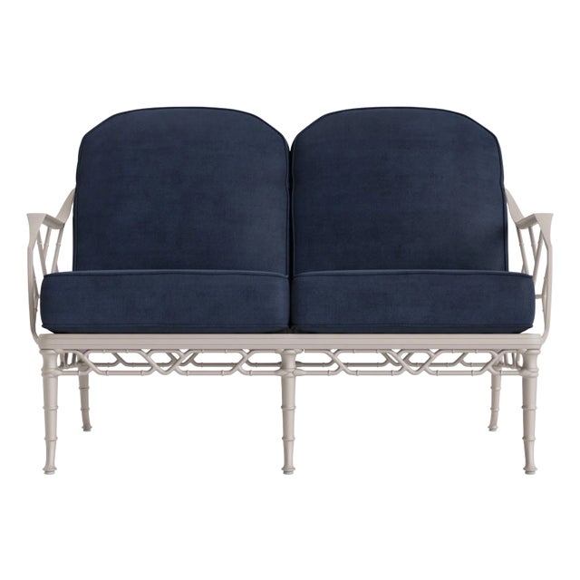 Brown Jordan Calcutta Loveseat, Dove frame with Fusion Neptune fabric For Sale