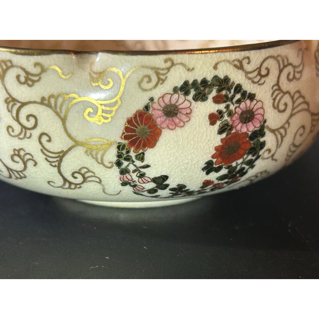 Antique Japanese Meiji Satsuma Lobed Bowl - Signed Kozan (Mitsuyama For Sale In Dallas - Image 6 of 9