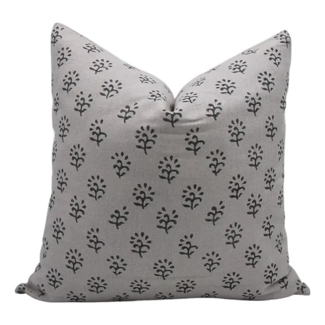 Fabdivine Handmade Block Printed Cushion Cover 22x22 Inch Pure Linen- Kartik For Sale