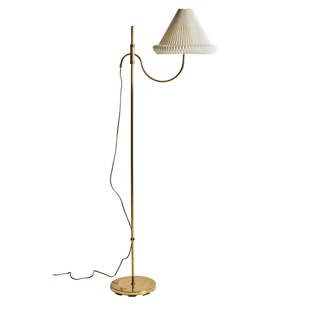 Floor Lamp in Brass with Adjustable Height from Abo Randers, Denmark, 1960s For Sale - Image 4 of 7