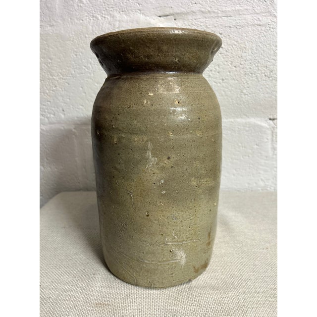 Antique North Carolina Salt-Glazed Stoneware Crock, Randolph-Moore County, C. 1880 For Sale In Greensboro - Image 6 of 8
