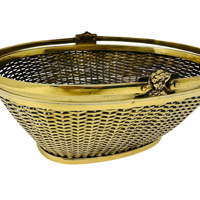 Mid-Century Hollywood Regency Woven Brass Centerpiece Basket - 1970s For Sale - Image 12 of 15