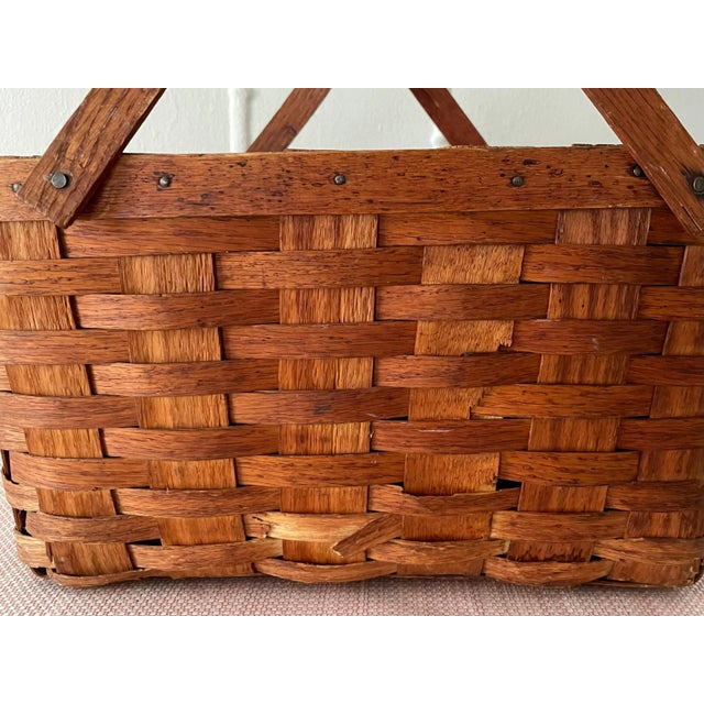 Woven Hinged Lid Picnic Basket with Handles For Sale In Los Angeles - Image 6 of 10