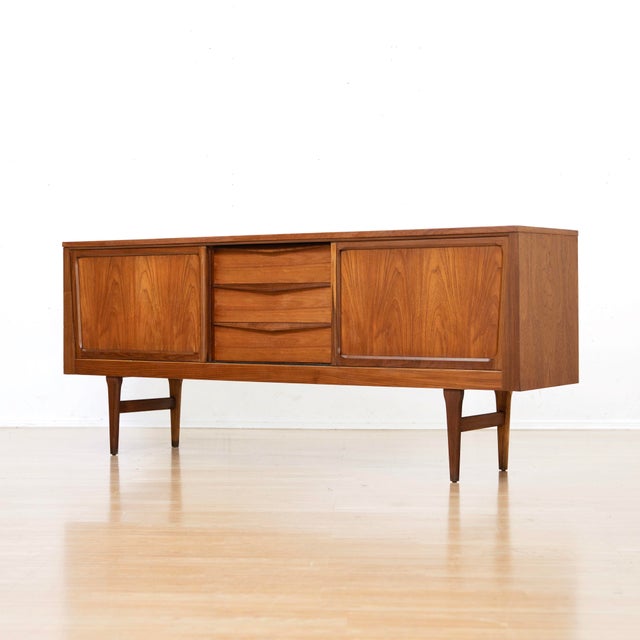 1960s Mid Century Credenza by Elliots of Newbury For Sale - Image 5 of 10