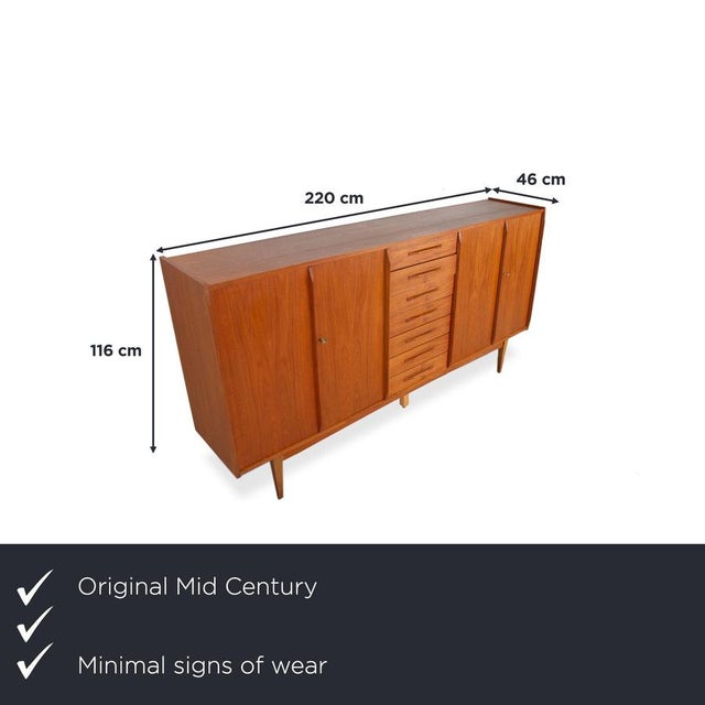 Here you'll find a true gem from the mid-century era, bringing the timeless charm of the 1960s directly into your home....