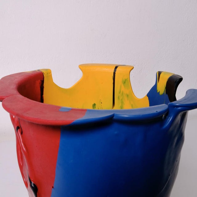 Black Amazonia Tripod Vase by Gaetano Pesce, 2008 For Sale - Image 8 of 18