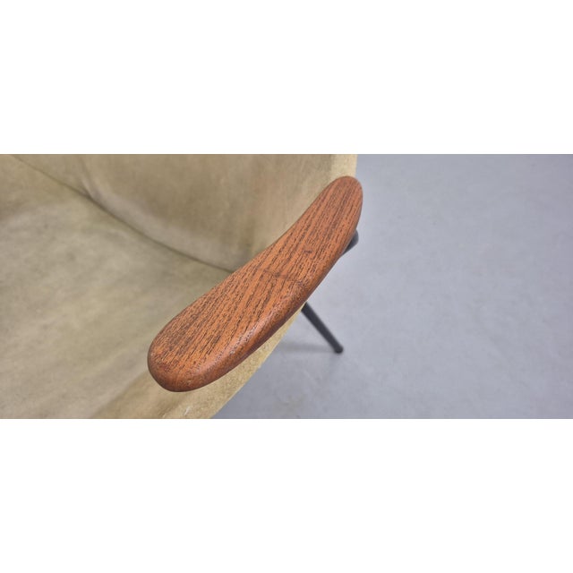 Sueded Balloon Chair by Hans Olsen for Lea Furniture, Denmark, 1950s For Sale - Image 12 of 15