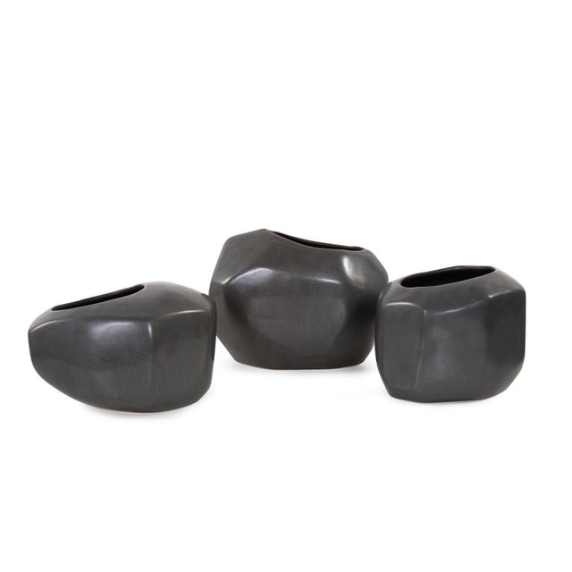 Ceramic Gray Alamo Vase- Medium For Sale - Image 7 of 10