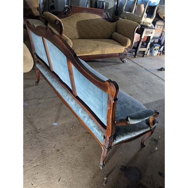 Early 19th Century Vintage French Louis XV Style Blue Damask Settee With Carved Frame For Sale - Image 5 of 6