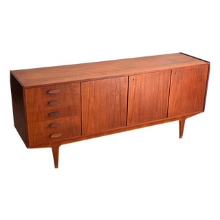 Mid-Century Modern Italian Teak Sideboard, 1960s For Sale