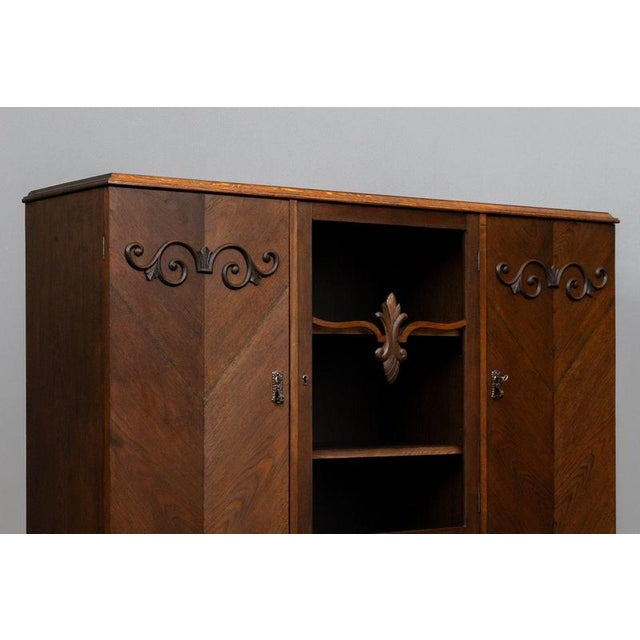 Art Nouveau Sideboard in Oak, Late 20th Century For Sale - Image 5 of 18