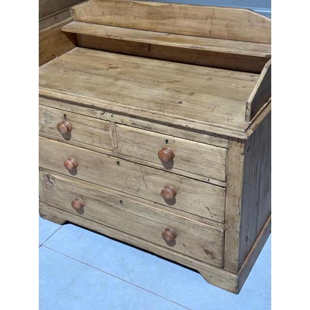 Late 19th Century Antique Pine Two Over Two Drawers - Chest of Drawers With Gallery Back - From England For Sale - Image 5 of 18