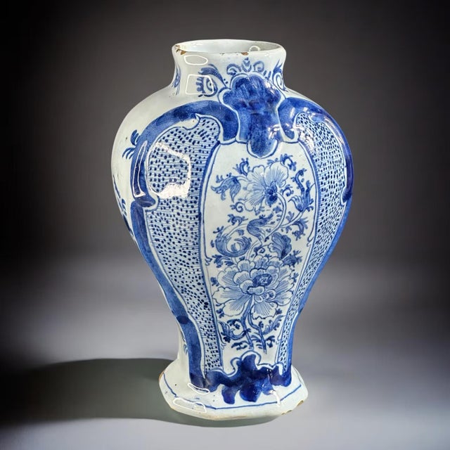 Antique Delft Vase by Van Duijn, 1700s For Sale - Image 10 of 10