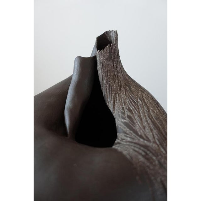 Vestiges II Sculptural Ceramic Vase by Audrey Vo Van For Sale - Image 11 of 15