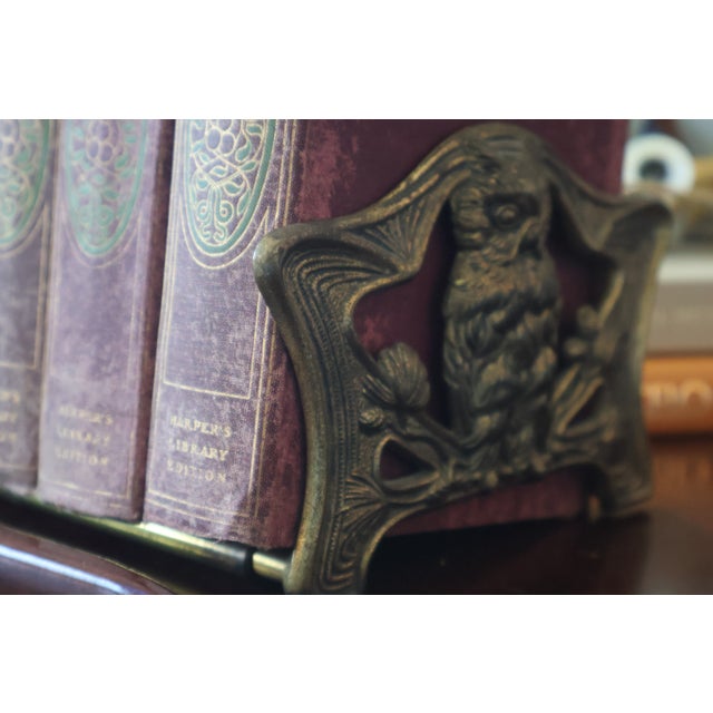 Art Nouveau Early 20th Century h.l. Judd Art Nouveau Expandable Owl Book Rack No. 9776 For Sale - Image 3 of 9