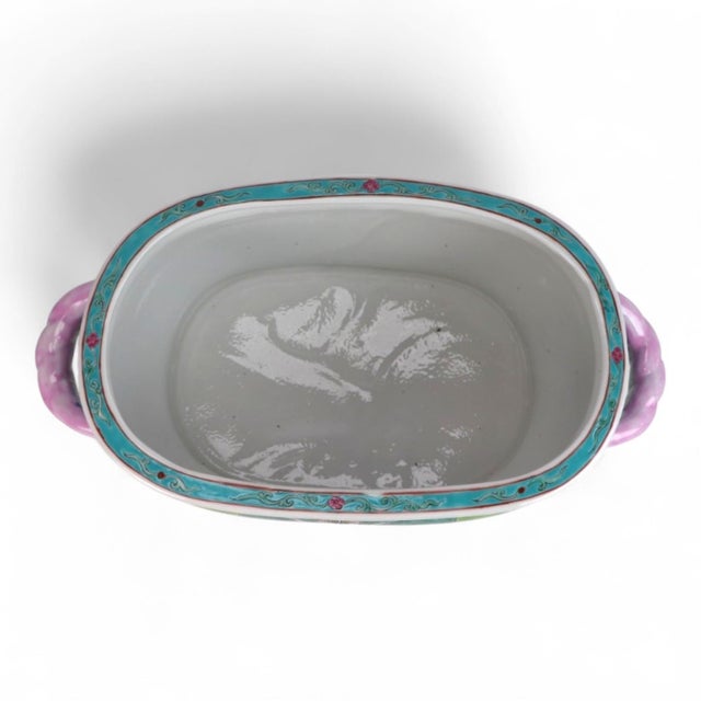 2020s Hand-Painted Bok Choy Motif Oval Porcelain Foot Bath Cache Pot - Famille Verte Jingdezhen For Sale - Image 5 of 6