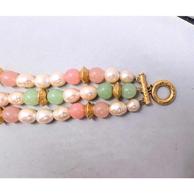 Givenchy Vintage 1980s Signed Givenchy Faux-Pearl Beaded Bracelet For Sale - Image 4 of 5