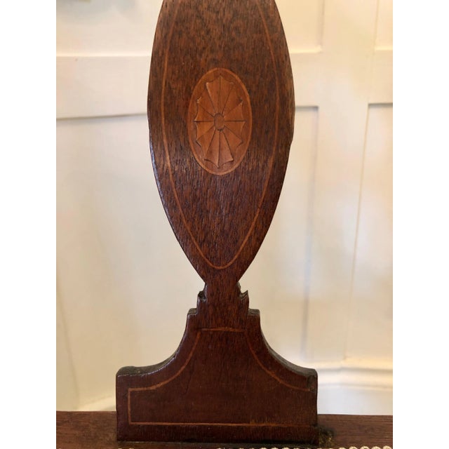 Antique edwardian inlaid mahogany corner chair having a pretty shaped back with an inlaid shell and boxwood stringing,...