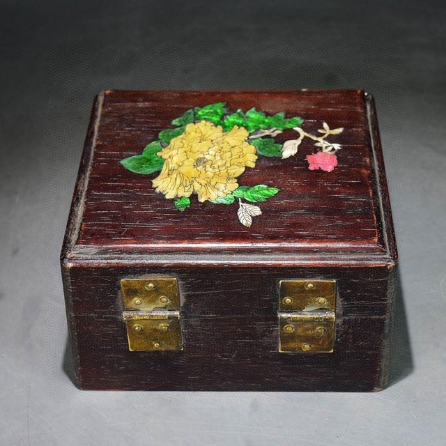 1990s Vintage Chinese Rosewood Box With Mother of Pearl Inlay & Brass Latch For Sale - Image 5 of 8