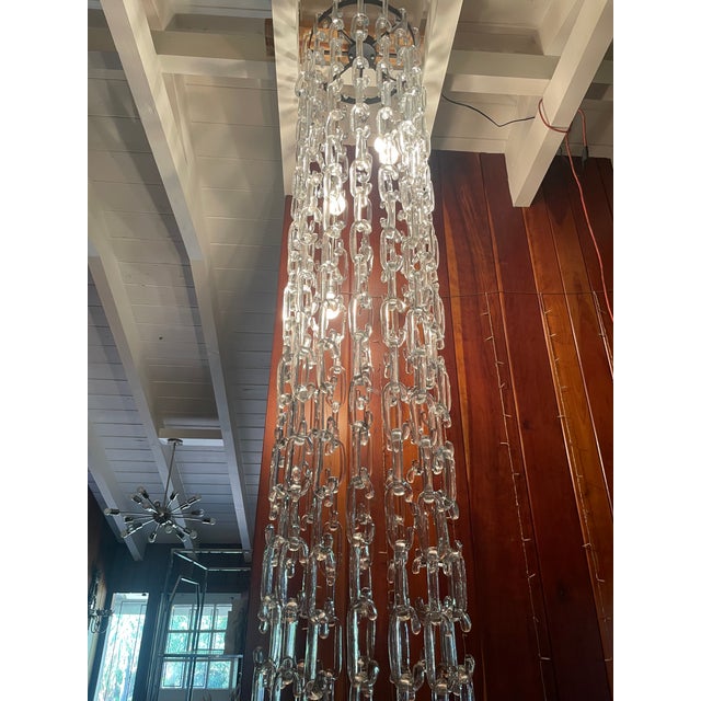 Gino Vistosi 10 Ft. Chain Link Hand Blown Murano Glass Chandelier in the Style of Gino Vistosi For Sale - Image 4 of 10