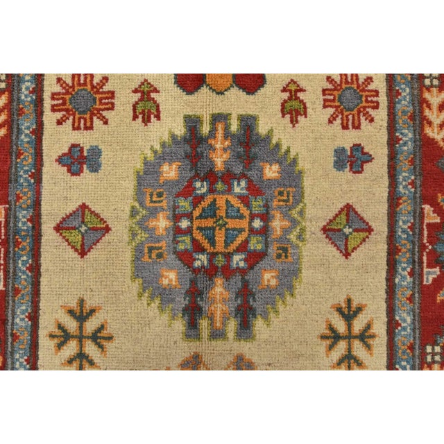 Kazak Runner 2’8” X 9’8” Beige Wool Tribal Hand-Knotted Oriental Rug For Sale - Image 9 of 14