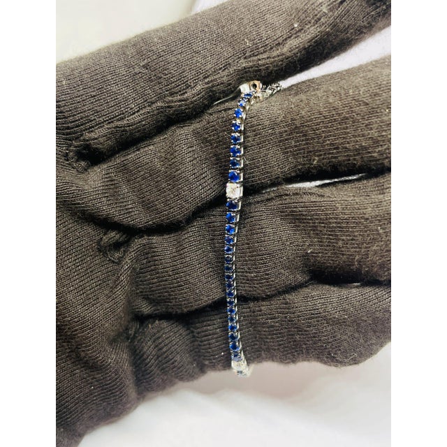 Natural 18k Gold Sapphire 2.74ct & Diamond 0.45ct Bracelet For Sale In New York - Image 6 of 8