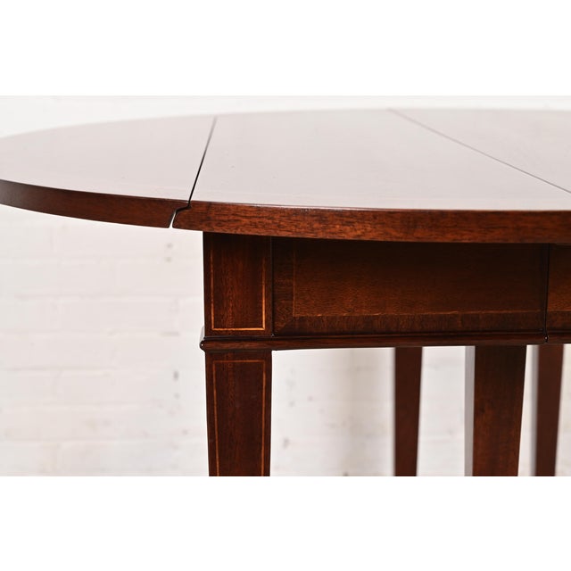 Wood Baker Furniture Federal Banded Mahogany Drop Leaf Dining or Breakfast Table, Newly Refinished For Sale - Image 7 of 13