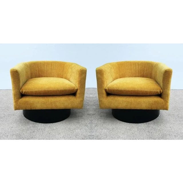 Mid-Century Modern Milo Baughman Barrel Back Swivel Chairs - A Pair For Sale - Image 3 of 10