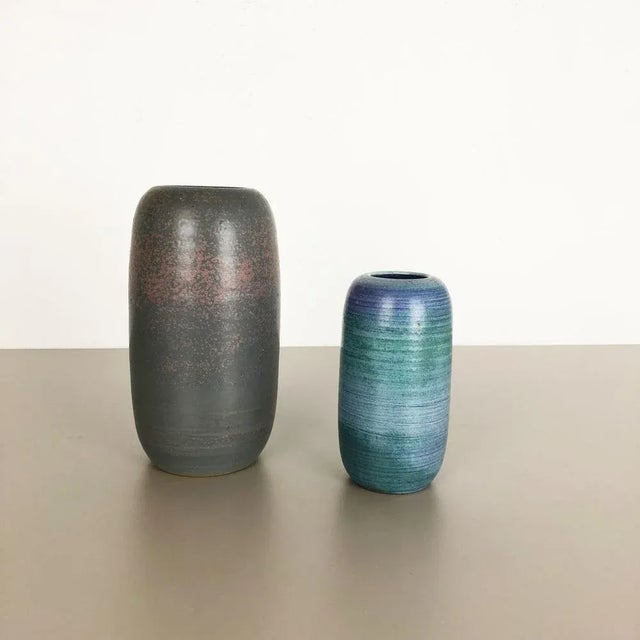 Ceramic vases set of 2 Producer: Mobach, Netherlands Designer: Piet Knepper Decade: 1970s Set of 2 original vintage Studio...