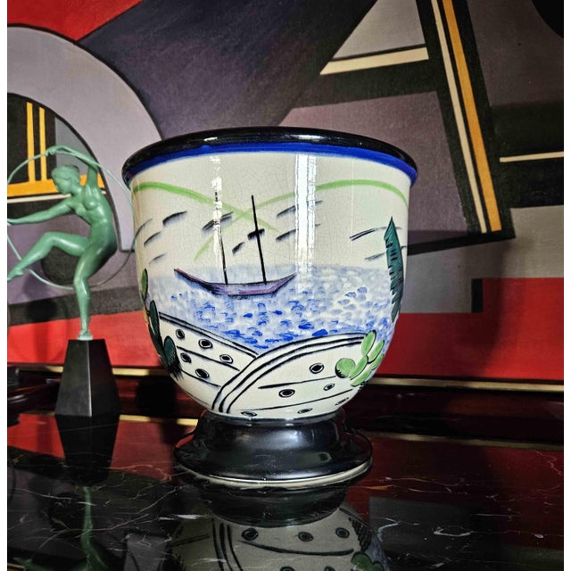 Art Deco period vase, circa 1930, in finely cracked earthenware and seaside decor Note a hair at the neck and on the body...