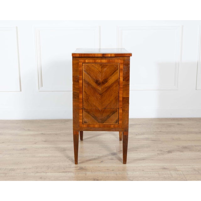 19th-Century Italian Louis XVI–Style Walnut and Marquetry Bedside Cabinet For Sale - Image 11 of 11