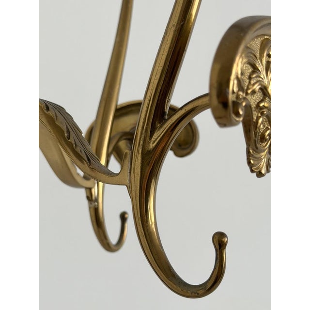 Gold Vintage Brass Coat Rack with Rotating Crown and Fluted Column, 1960s For Sale - Image 8 of 18