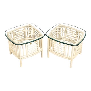 Vintage Coastal Chinese Chippendale Chinoiserie Bamboo and Wicker Side Tables Ficks Reed Style - A Pair For Sale