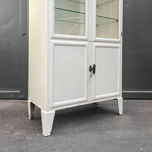 Industrial Cream Lacquered Metal Cabinet, 1950s For Sale - Image 6 of 18