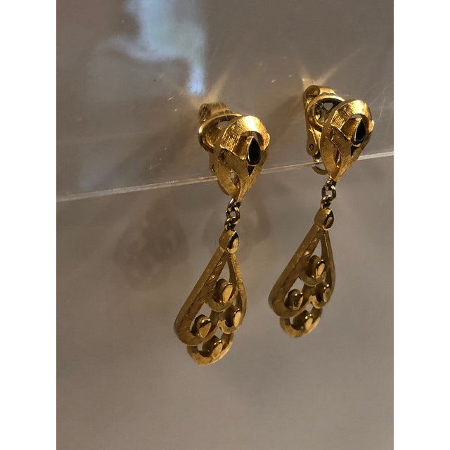 Gold 1970s Trifari Gold Art Deco Dangle Earrings, A Pair For Sale - Image 8 of 10
